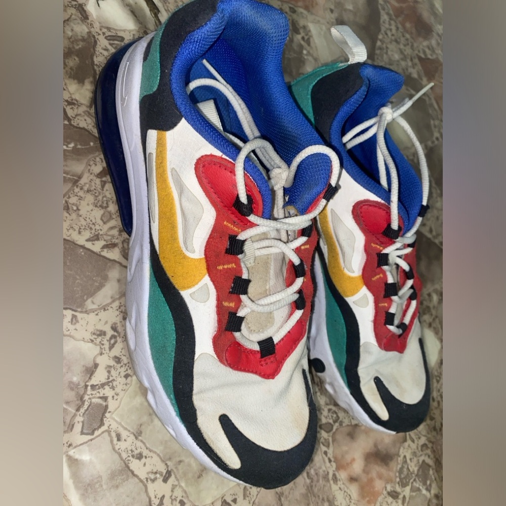 Nike React